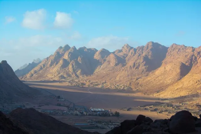 جيب جبال الصحراء الشرقية وغدا بدوي